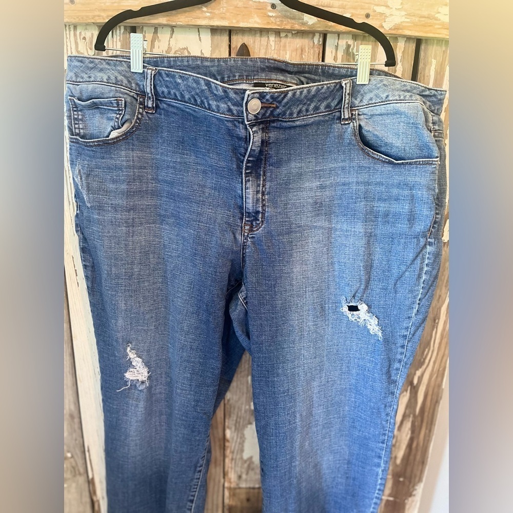 Venezia Exclusively from Lane Bryant Jeans size 26 Distressed Skinny Leg - Picture 5 of 6